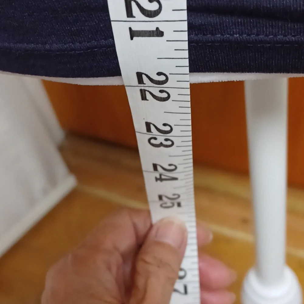 Top - Picture 4 of 6